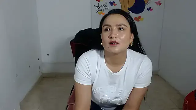 Bllowjoyy – webcam model profile photo Image 2
