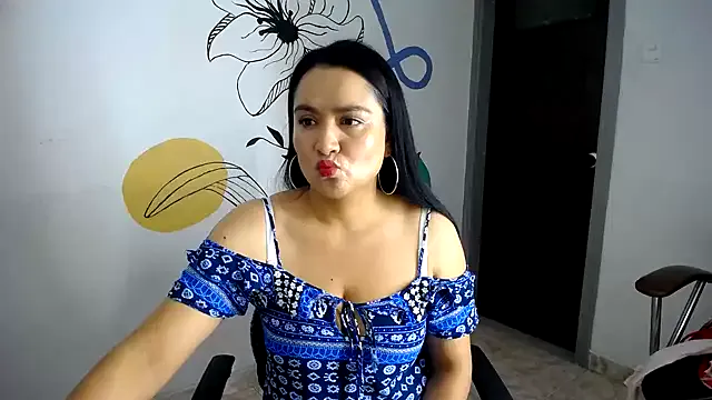 Bllowjoyy – webcam model profile photo Image 7