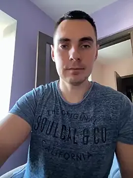  – webcam model profile photo Image 19