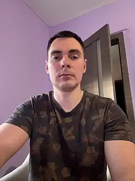  – webcam model profile photo Image 3