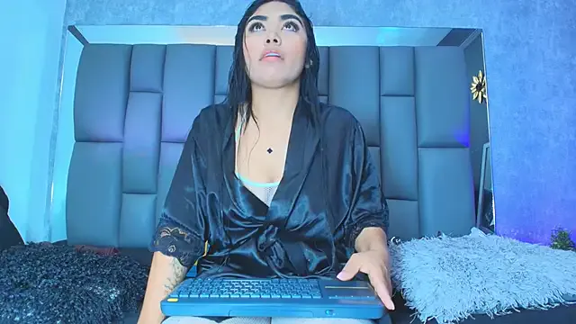 baeasian – webcam model profile photo Image 2