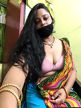  – webcam model profile photo Image 14