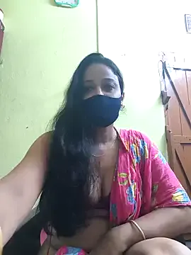  – webcam model profile photo Image 3