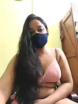  – webcam model profile photo Image 7