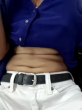 Megu_Melon – webcam model profile photo Image 17