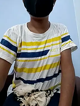 Megu_Melon – webcam model profile photo Image 7