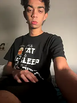 zui_lu – webcam model profile photo Image 5