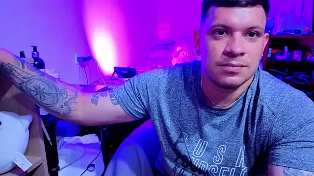 Garima_G – webcam model profile photo Image 3