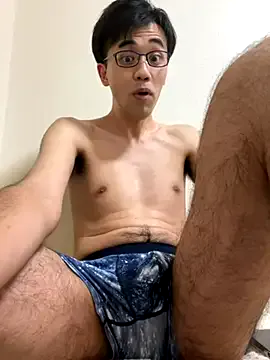 roouse – webcam model profile photo Image 12