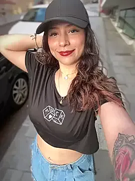 Miafisher_ – webcam model profile photo Image 5