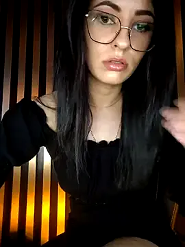 SquirtQueen__ – webcam model profile photo Image 5