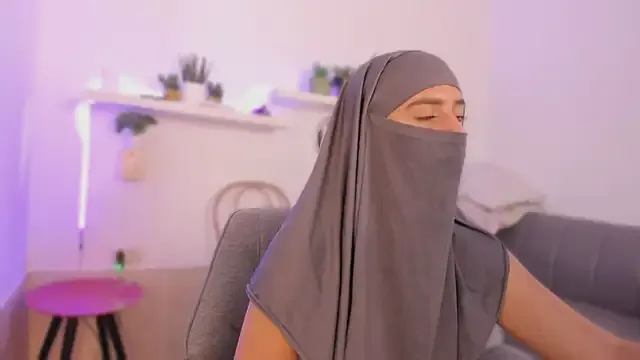 _chanMOMO_ – webcam model profile photo Image 6