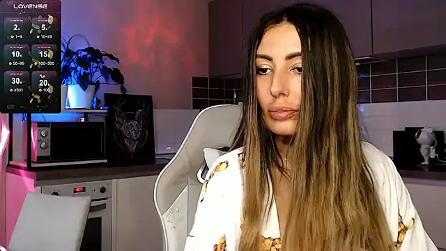  – webcam model profile photo Image 3
