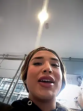 Megu_Melon – webcam model profile photo Image 16