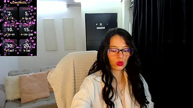 MeryWeaver – webcam model profile photo Image 15