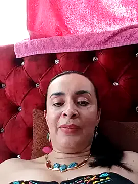  – webcam model profile photo Image 18
