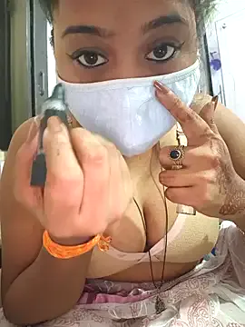 alicee16 – webcam model profile photo Image 18