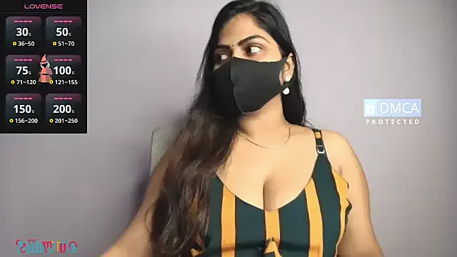 zui_lu – webcam model profile photo Image 8