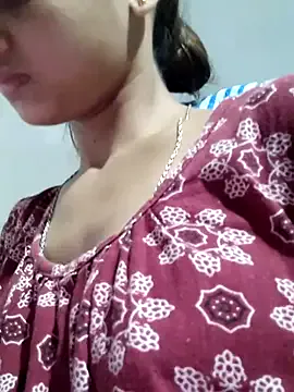 seraphine23 – webcam model profile photo Image 19