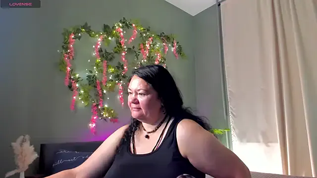 _chanMOMO_ – webcam model profile photo Image 10