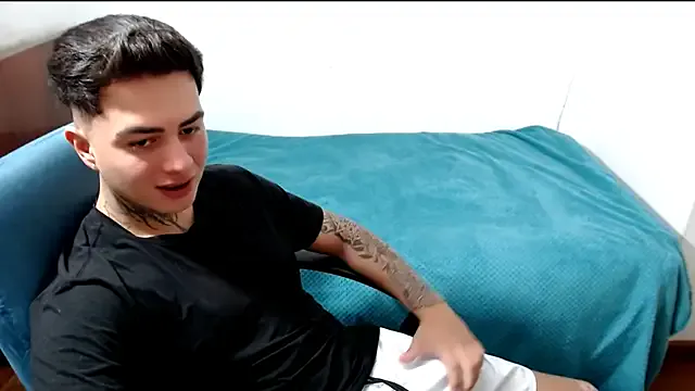 erosuke9 – webcam model profile photo Image 4