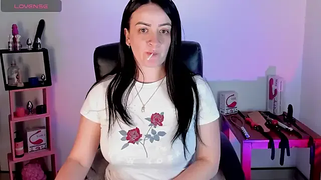 sara_goodgirl13 Image 16