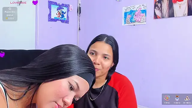 overlyhotfamily – webcam model profile photo Image 14
