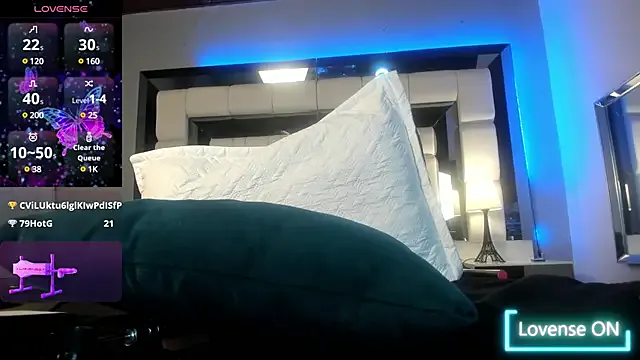 Megu_Melon – webcam model profile photo Image 7