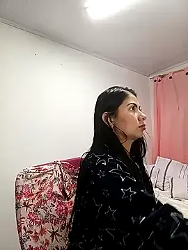 irohani_usagi – webcam model profile photo Image 2