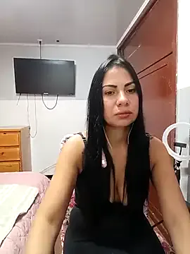 irohani_usagi – webcam model profile photo Image 9