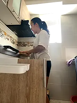 Nonchan_ – webcam model profile photo Image 9