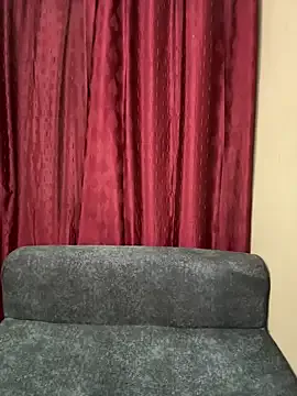  – webcam model profile photo Image 10