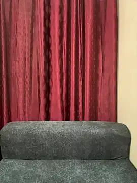  – webcam model profile photo Image 3