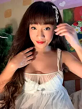 oypo – webcam model profile photo Image 3