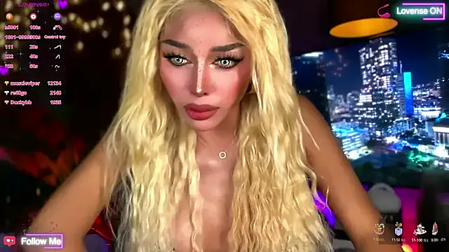  – webcam model profile photo Image 7