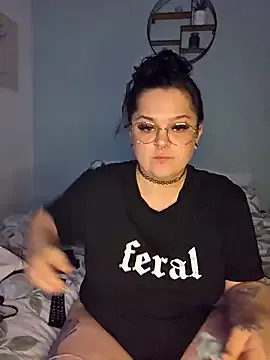 Mia--meow – webcam model profile photo Image 19