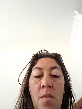  – webcam model profile photo Image 9