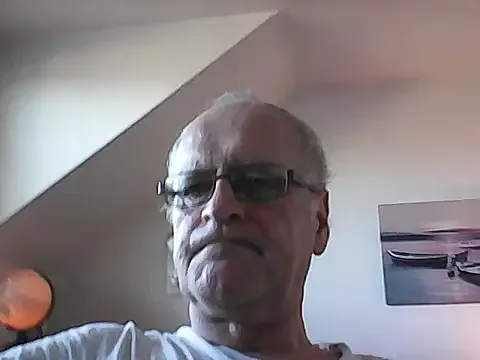 seraphine23 – webcam model profile photo Image 11