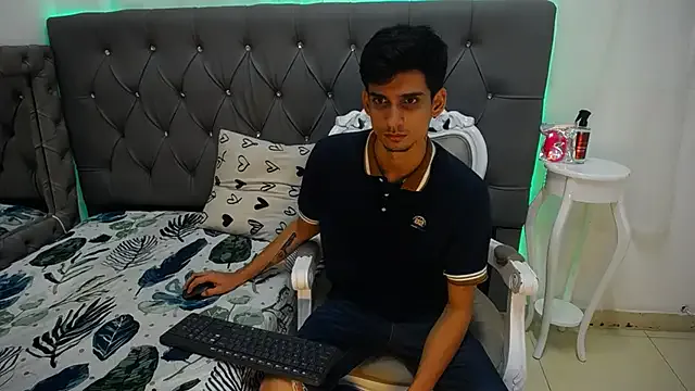 Nami-OP – webcam model profile photo Image 13