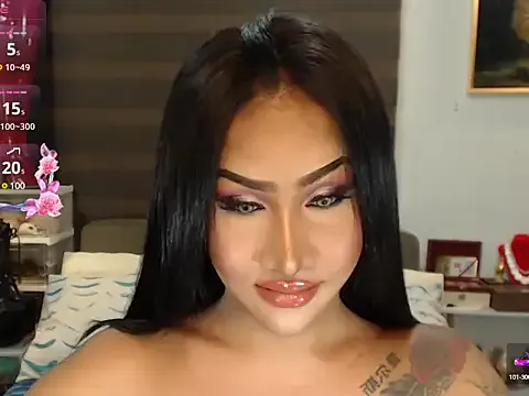 AmyOfficee – webcam model profile photo Image 7