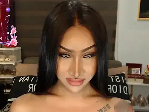 AmyOfficee – webcam model profile photo Image 9