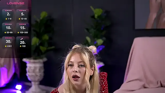 MiaaCute- – webcam model profile photo Image 3