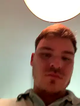 _Alicee_1 – webcam model profile photo Image 13