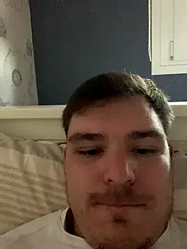 _Alicee_1 – webcam model profile photo Image 16