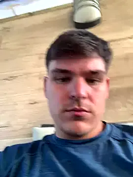 _Alicee_1 – webcam model profile photo Image 3