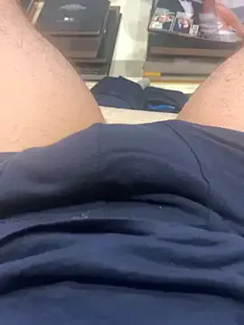 _Alicee_1 – webcam model profile photo Image 5