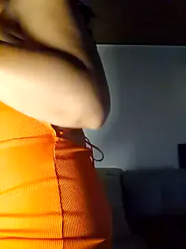 chicanachic13 – webcam model profile photo Image 19