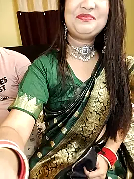  – webcam model profile photo Image 12