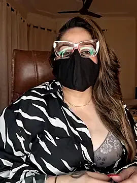 SEXY-Sardarni Image 11