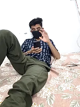  – webcam model profile photo Image 5